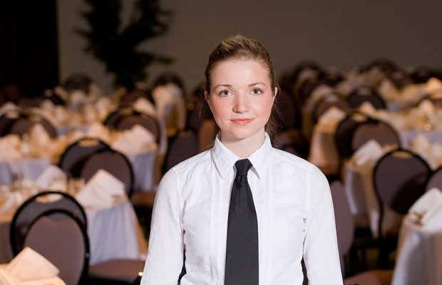 Feel Good Story: Server Gets Massive Tip From Kind Patron on a Slow Night