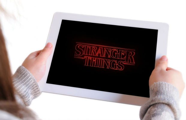 Hopper isn’t dead in Season 4 of Stranger Things Hopper isn’t dead in Season 4 of Stranger Things