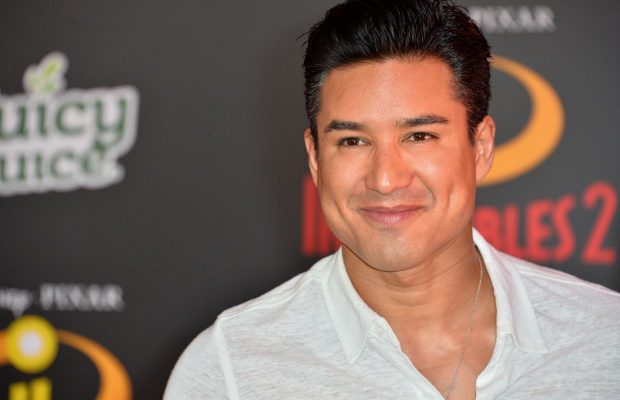 Here’s the first look at the “Saved By The Bell” reboot Here’s the first look at the “Saved By The Bell” reboot