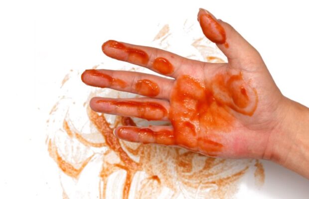 Heinz is selling “Tomato Blood” for your costumes! Heinz is selling “Tomato Blood” for your costumes!