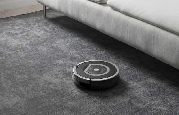 Roomba on the loose! Roomba on the loose!