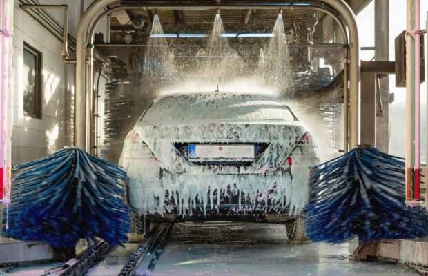 How Many Automatic Car Washes Does Clarksville Have?