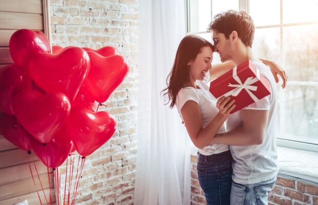 What Is The Most Popular Valentine’s Day Gift In Tennessee And Kentucky?